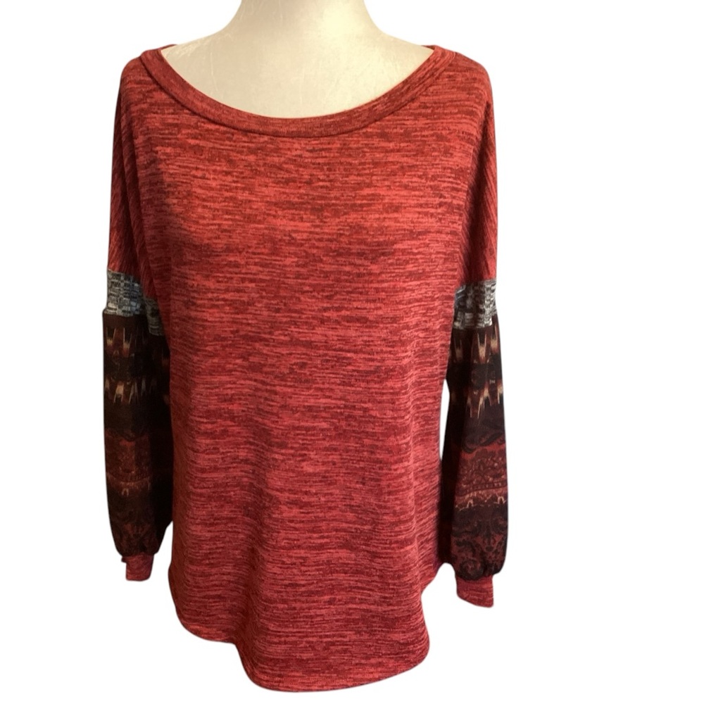 Lightweight sweater top in red by Camille& Co. in Medium EUC